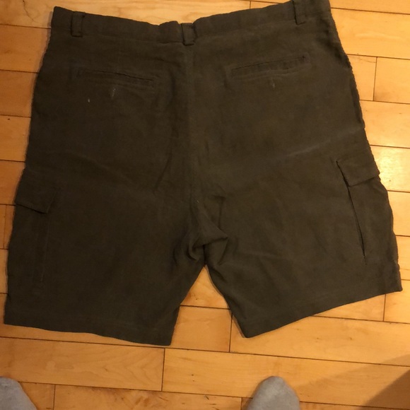 Tommy Bahama green Dress shorts - Picture 2 of 7